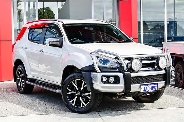 2021 Isuzu MU-X LS-T
