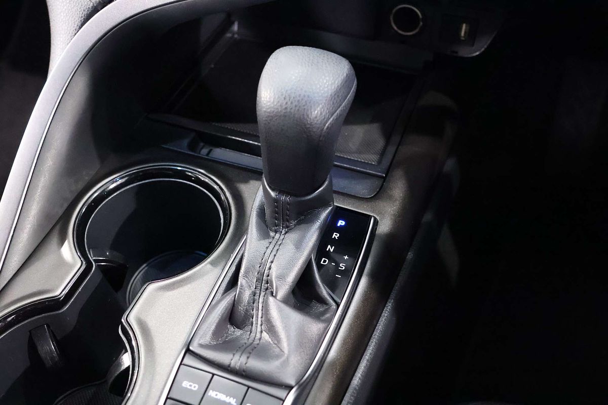2023 Toyota Camry Ascent AXVH70R
