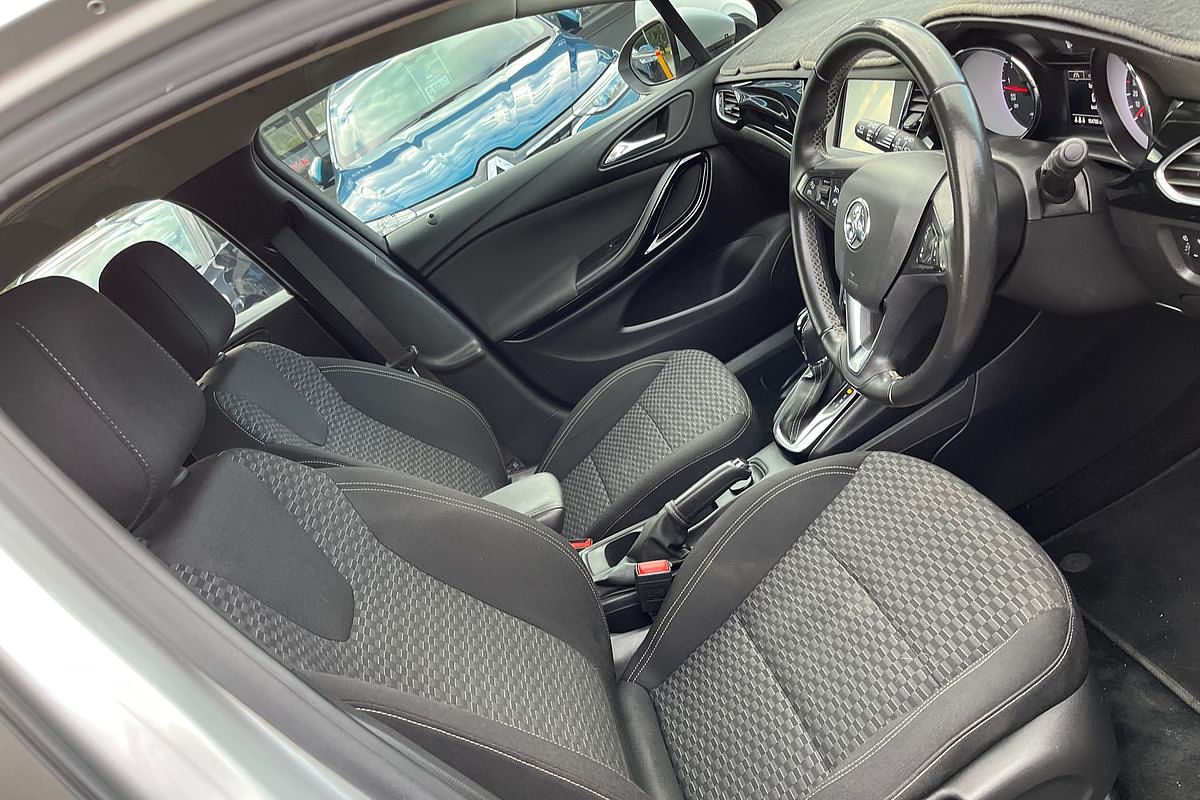 2018 Holden Astra RS BK
