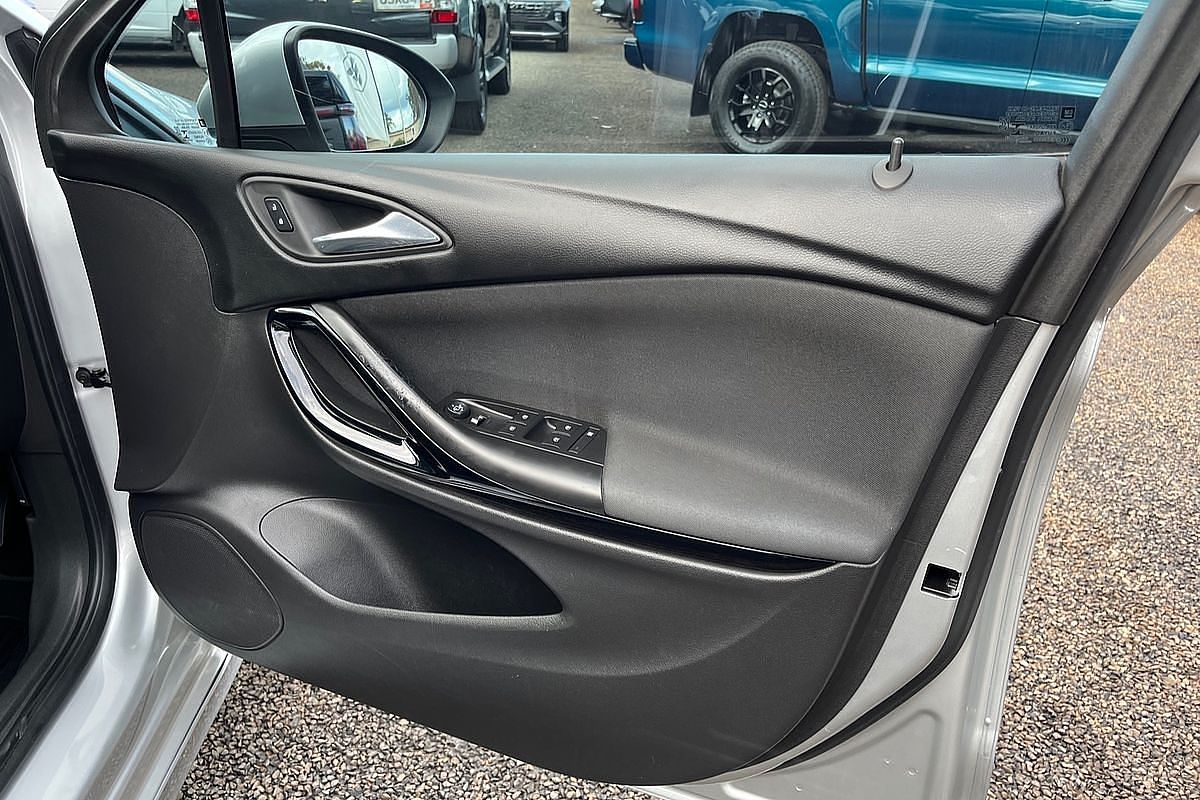 2018 Holden Astra RS BK
