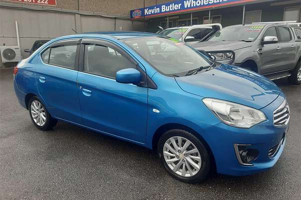 2014 Mitsubishi Mirage ES LA