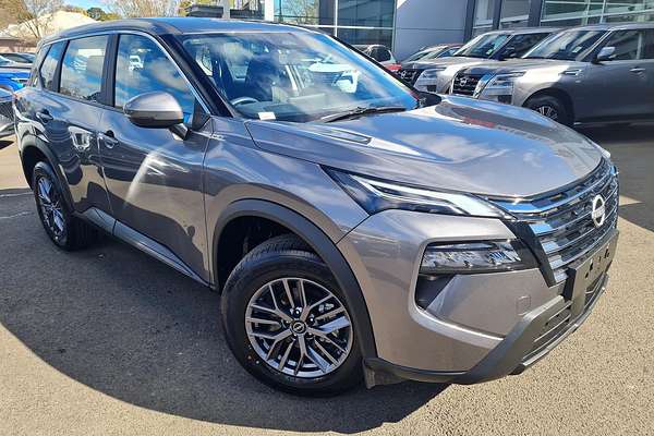 2026 Nissan X-TRAIL ST T33