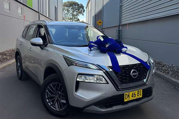 2024 Nissan X-TRAIL ST T33