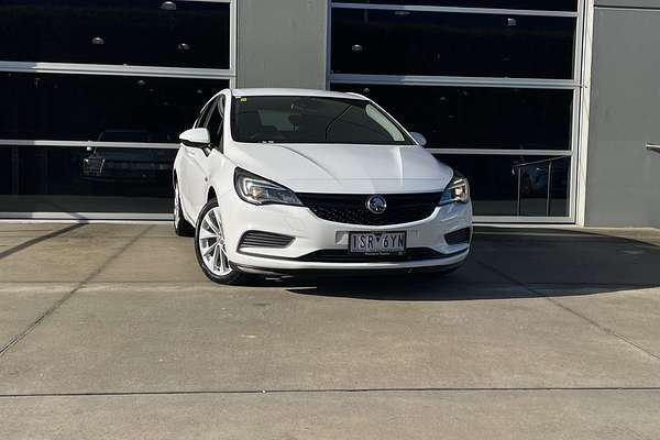2018 Holden Astra R+ BK