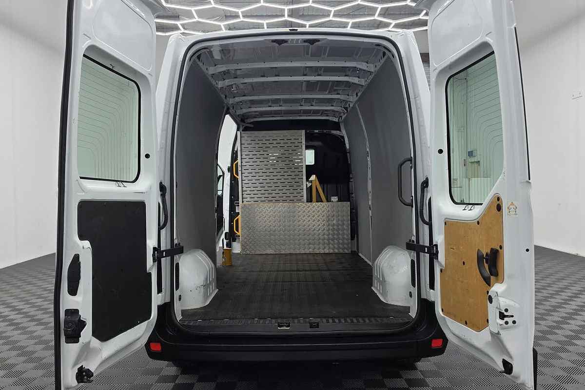 2022 Renault Master Pro 110kW X62 Phase 2 LWB Mid Roof