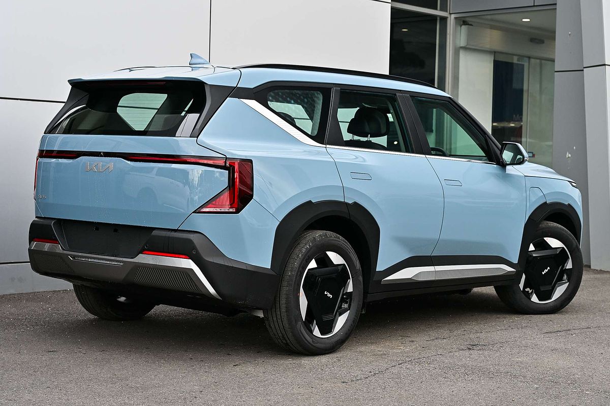 2026 Kia EV5 Air Standard Range OVc