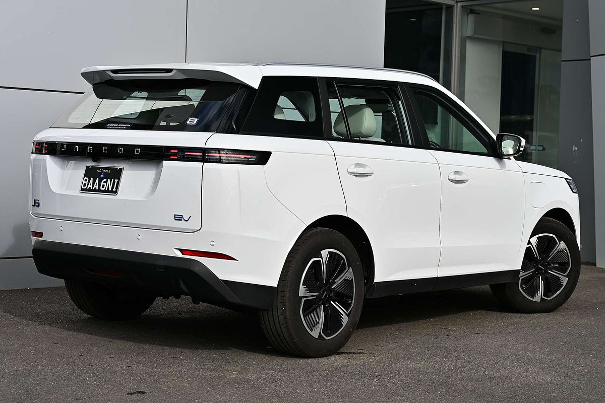 2026 OMODA JAECOO J5 EV Summit