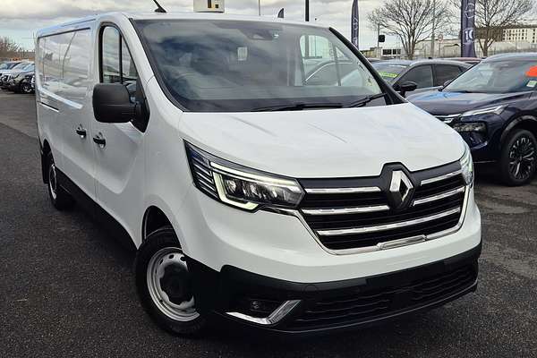 2023 Renault Trafic Premium X82 LWB Low Roof