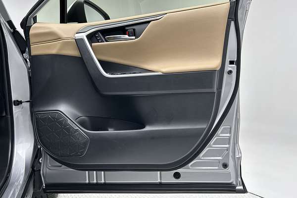 2021 Toyota RAV4 Cruiser AXAH54R thumb-18