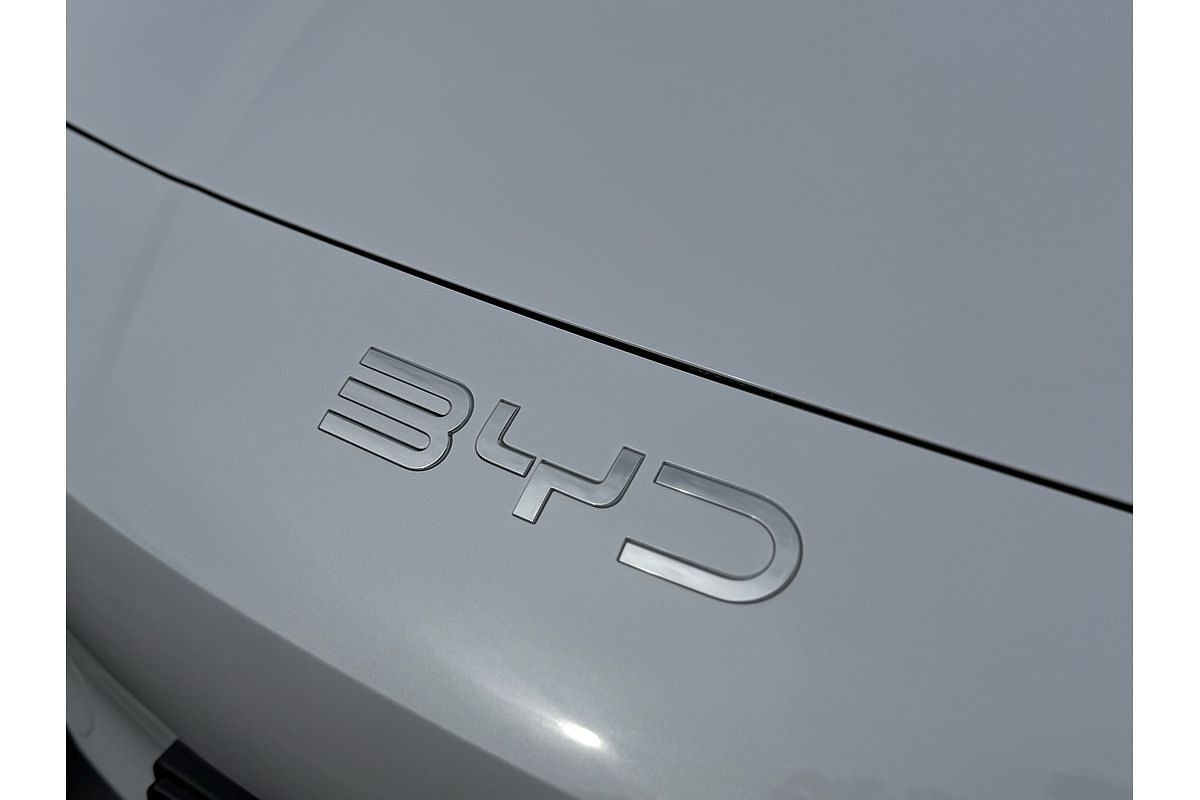 2025 BYD SEALION 7 Premium