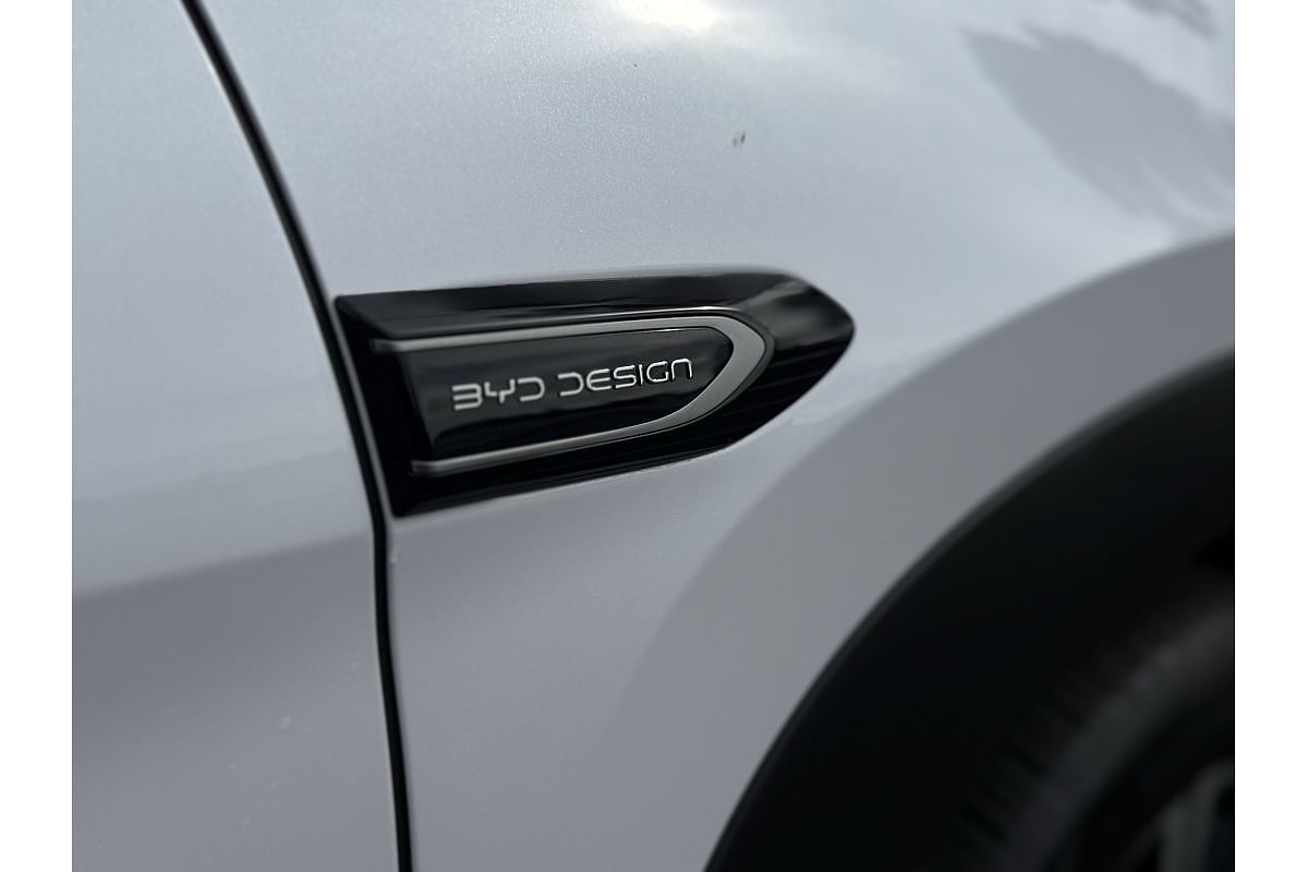 2025 BYD SEALION 7 Premium