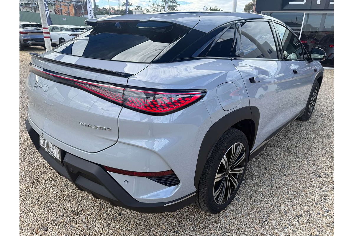 2026 BYD SEALION 7 Premium