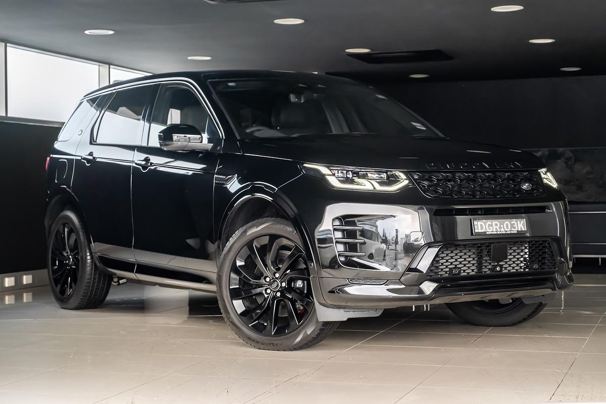 2025 Land Rover Discovery Sport P300e Dynamic SE L550