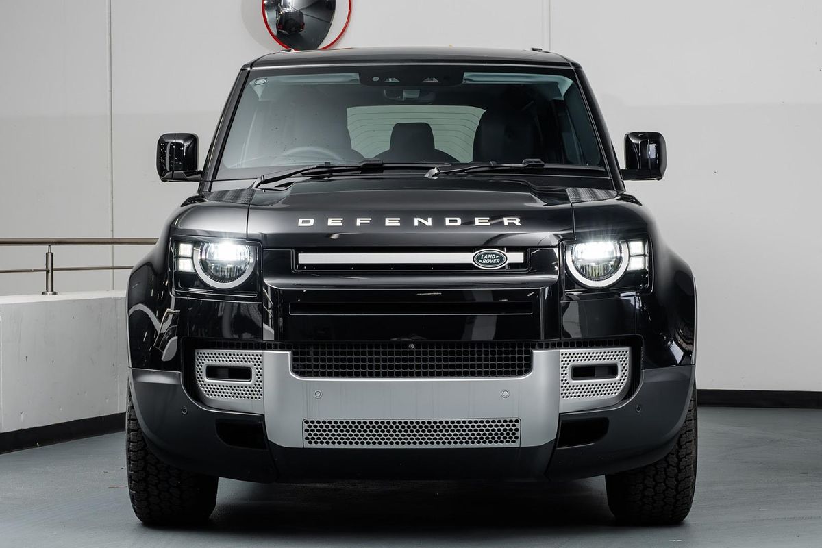 2025 Land Rover Defender 110 D250 S L663