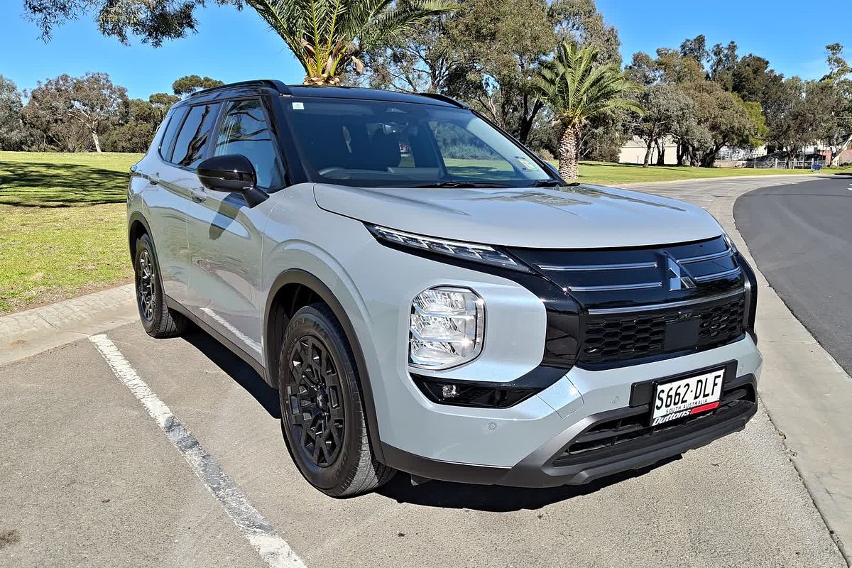 2026 Mitsubishi Outlander LS ZM
