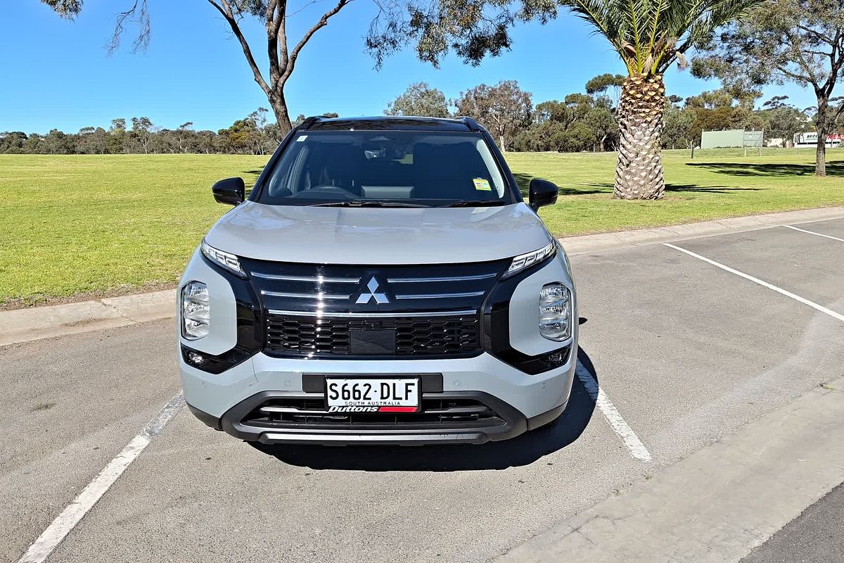 2026 Mitsubishi Outlander LS ZM