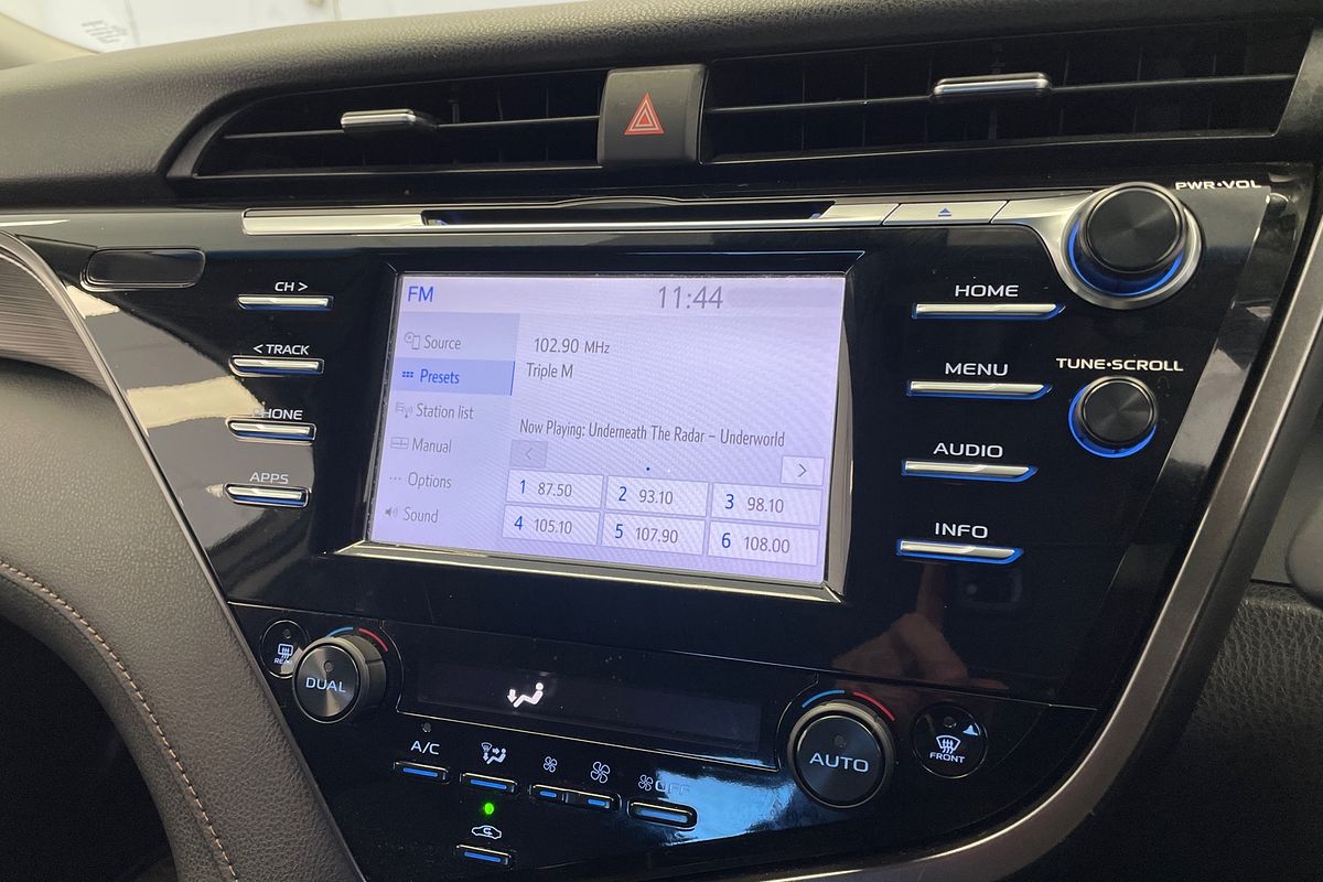 2019 Toyota Camry Ascent AXVH71R