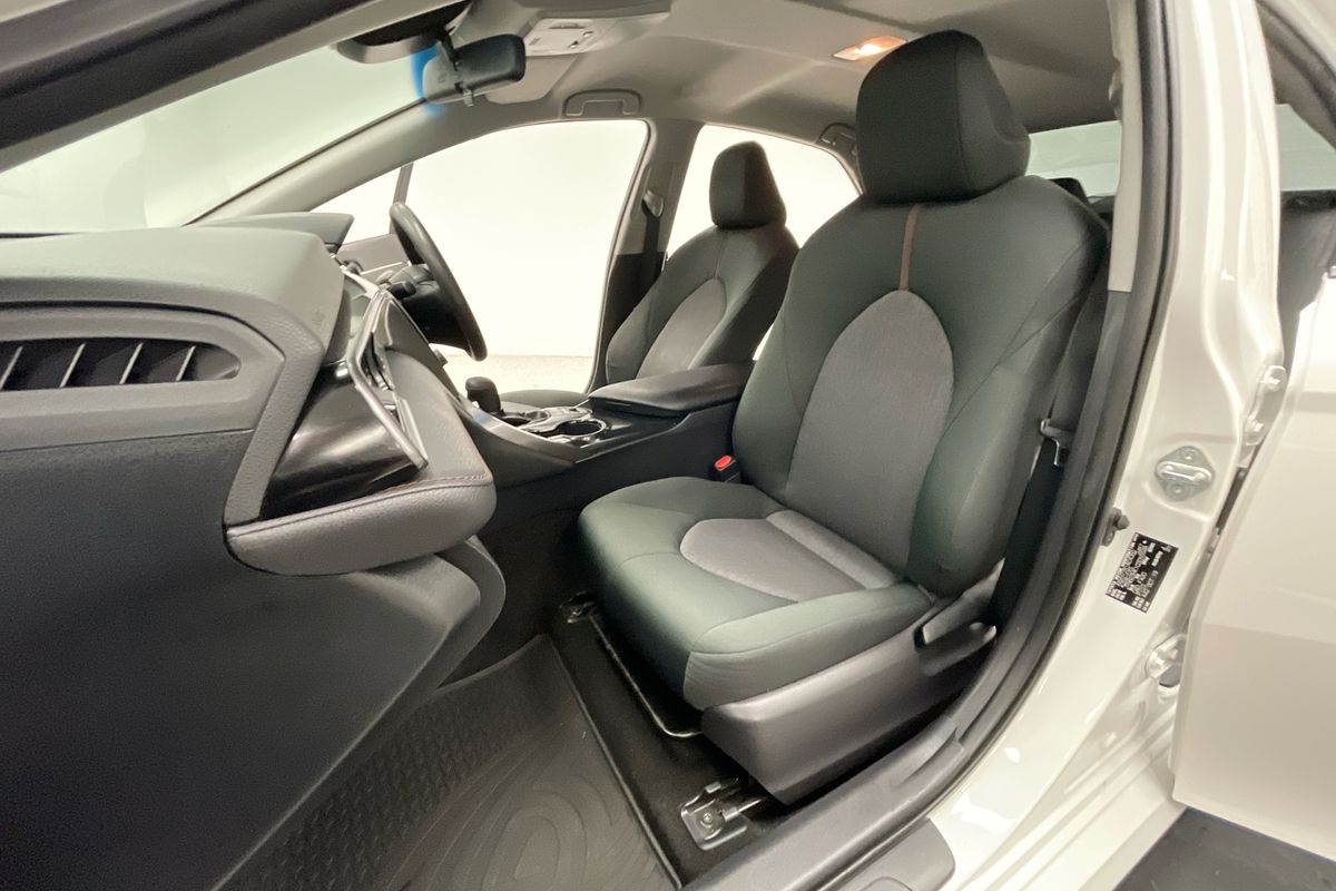 2019 Toyota Camry Ascent AXVH71R