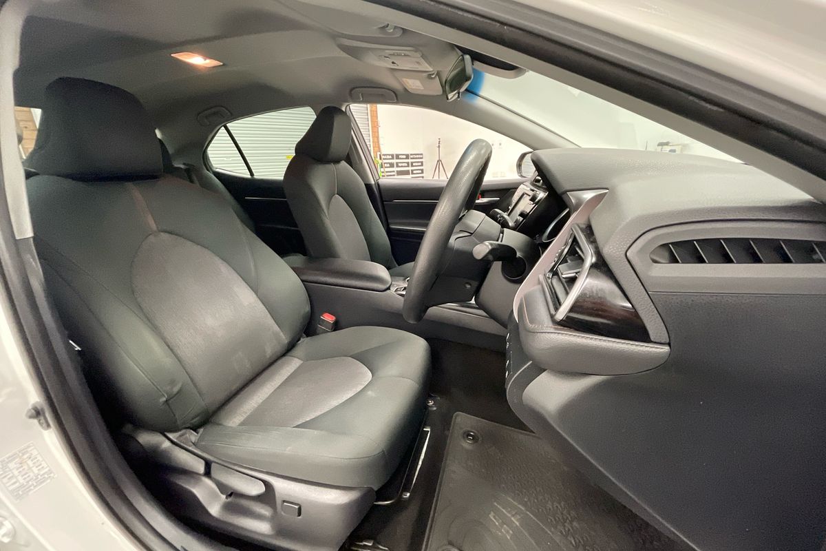 2019 Toyota Camry Ascent AXVH71R