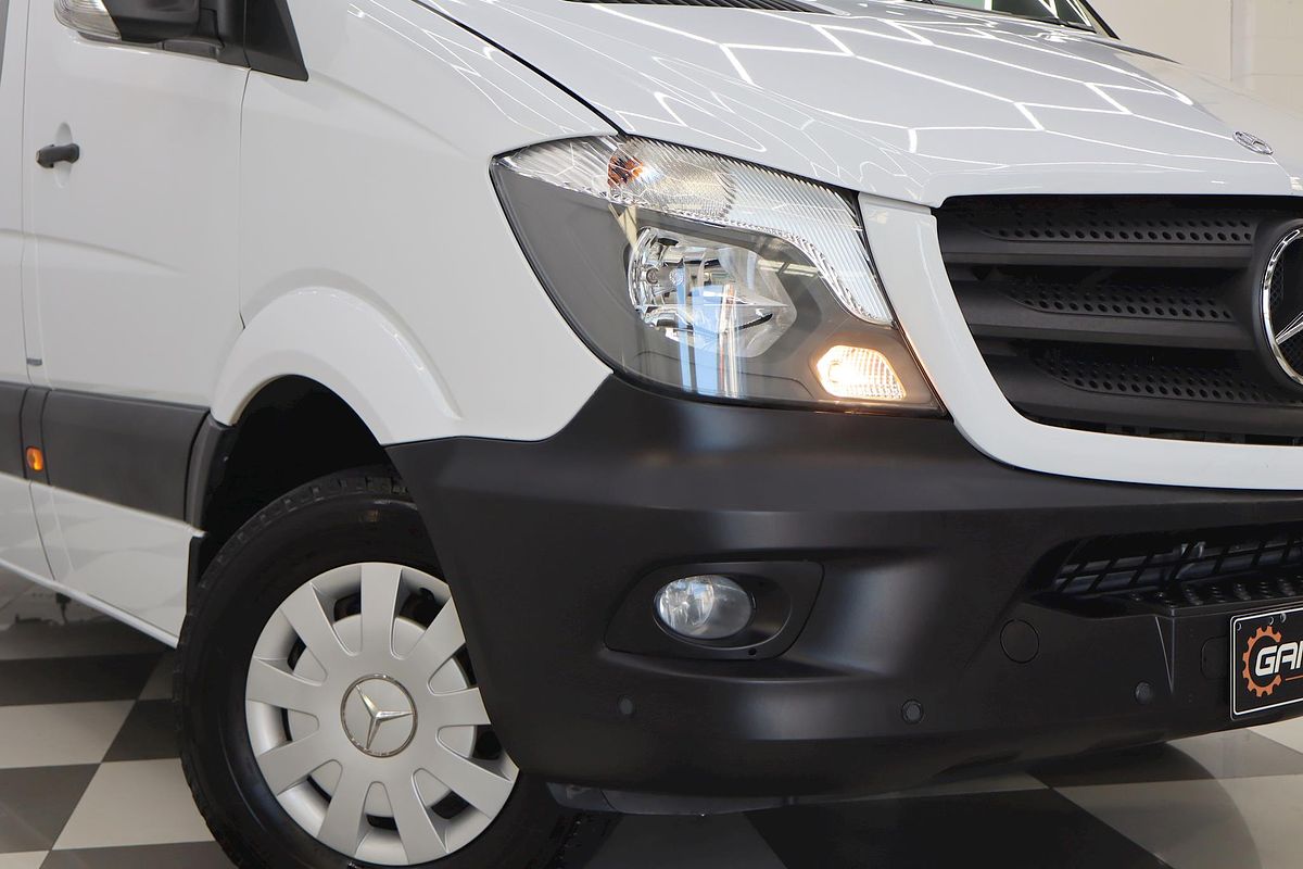 2015 Mercedes-Benz Sprinter 316CDI Transfer NCV3 MWB Low Roof