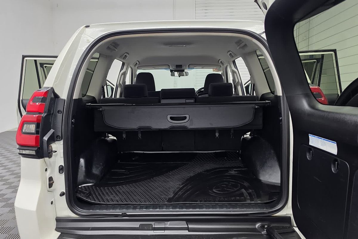 2022 Toyota Landcruiser Prado GX GDJ150R
