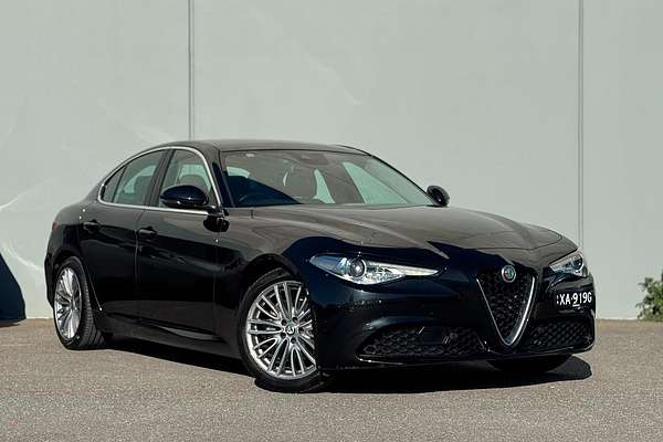 2017 Alfa Romeo Giulia Super