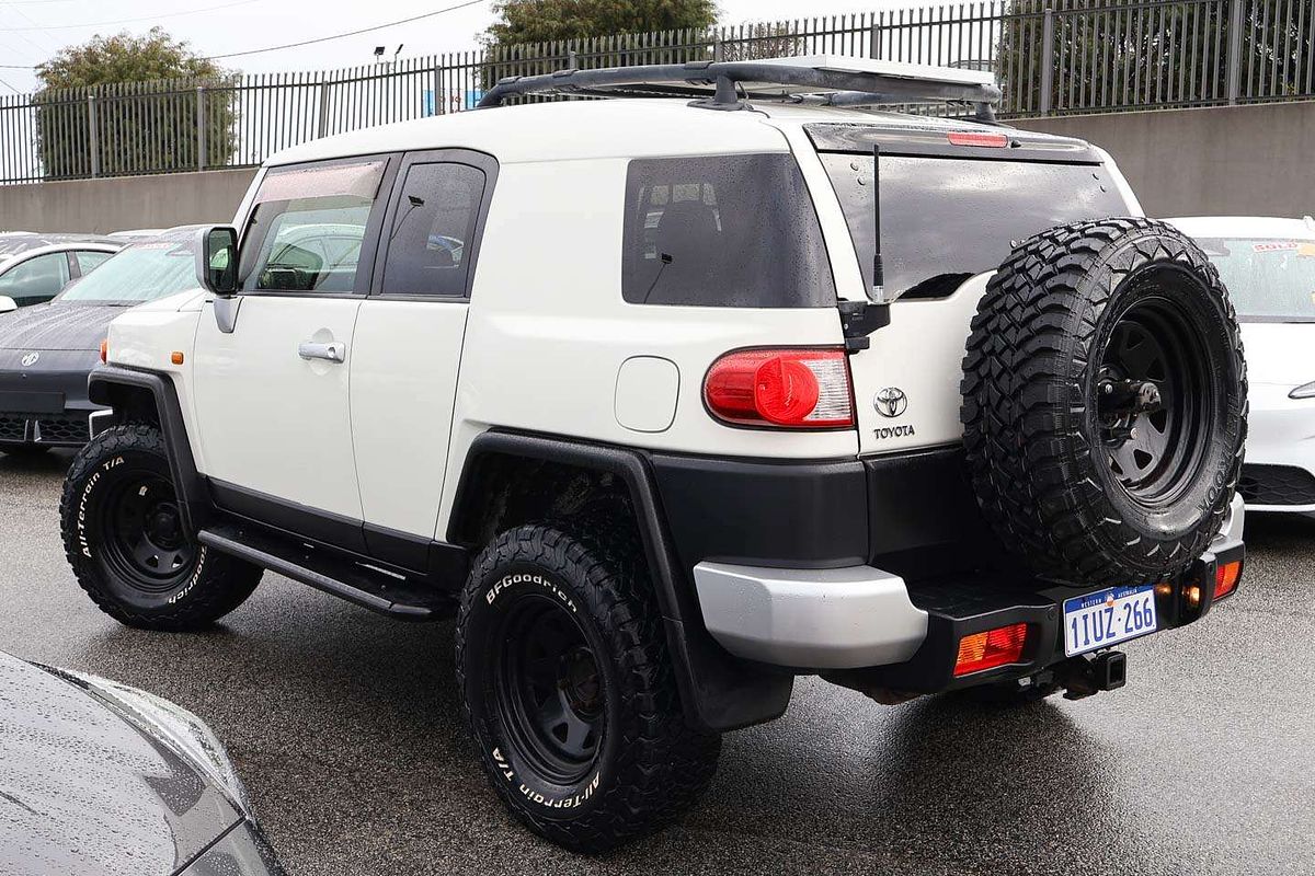 2014 Toyota FJ Cruiser GSJ15R