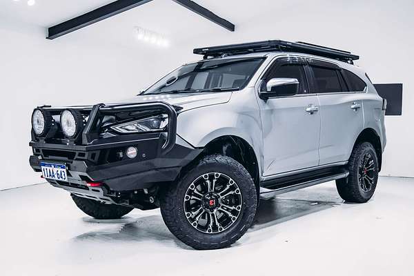 2023 Isuzu MU-X LS-T