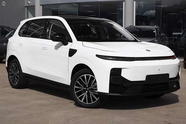 2026 Leapmotor B10 Design LR A12