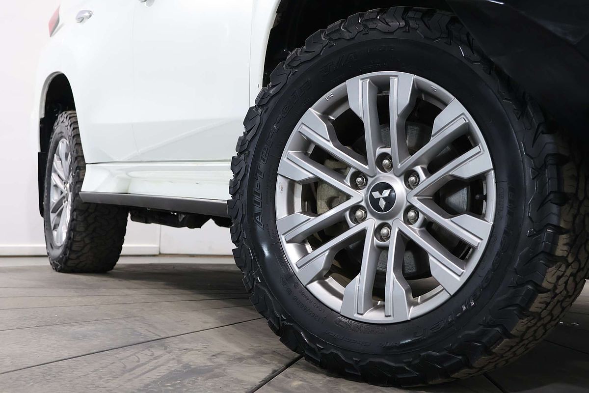 2022 Mitsubishi Pajero Sport GLX QF