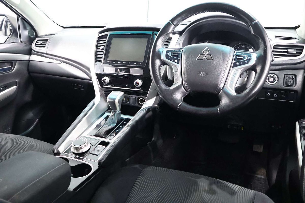 2022 Mitsubishi Pajero Sport GLX QF