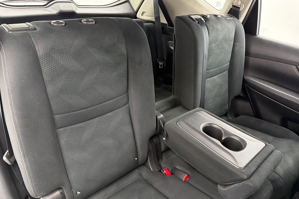 2016 Nissan X-TRAIL ST T32