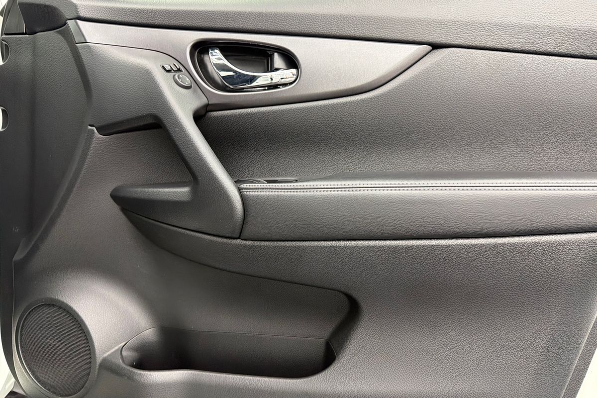 2016 Nissan X-TRAIL ST T32