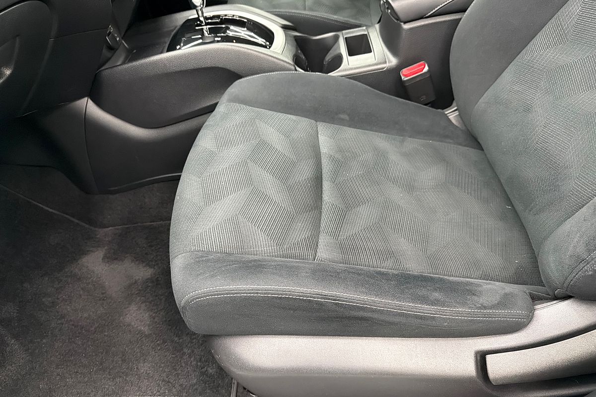 2016 Nissan X-TRAIL ST T32