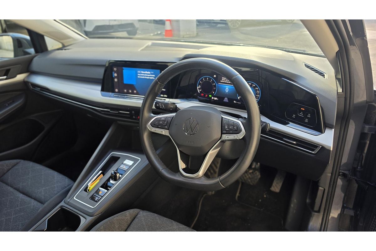 2024 Volkswagen Golf 110TSI Life 8