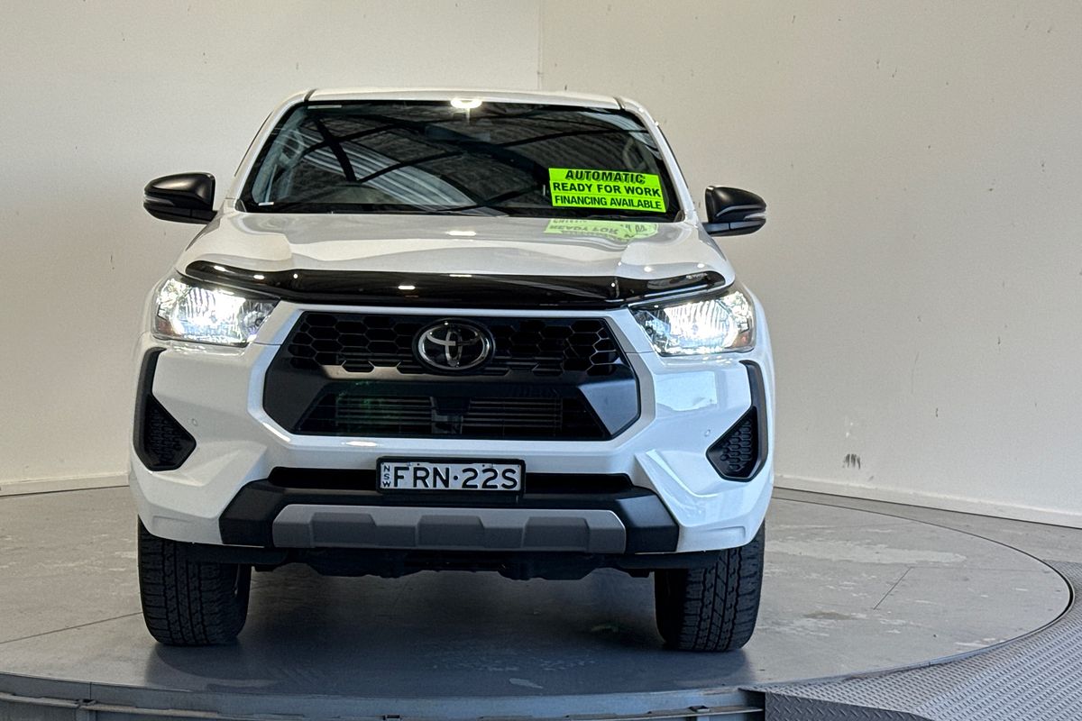 2025 Toyota Hilux SR GUN126R 4X4