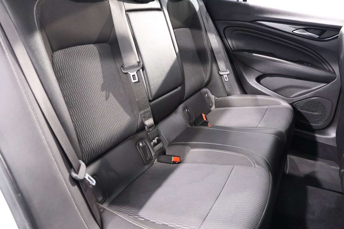 2017 Holden Commodore RS ZB