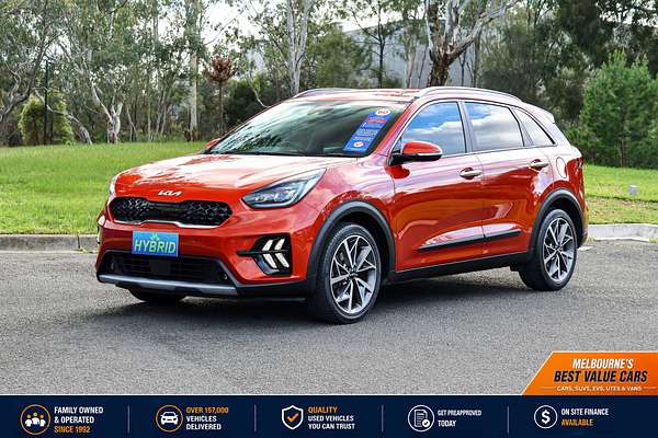 2021 Kia Niro Hybrid S DE
