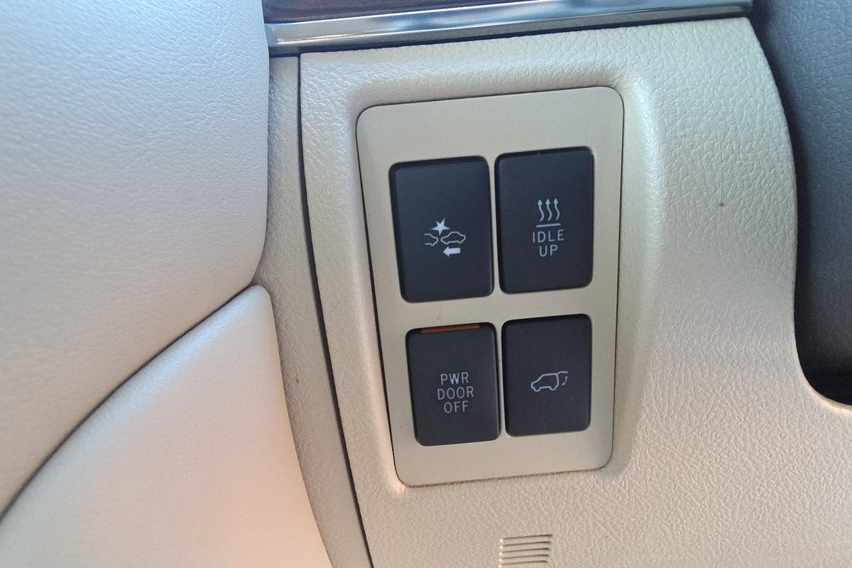 2019 Toyota Landcruiser Sahara VDJ200R