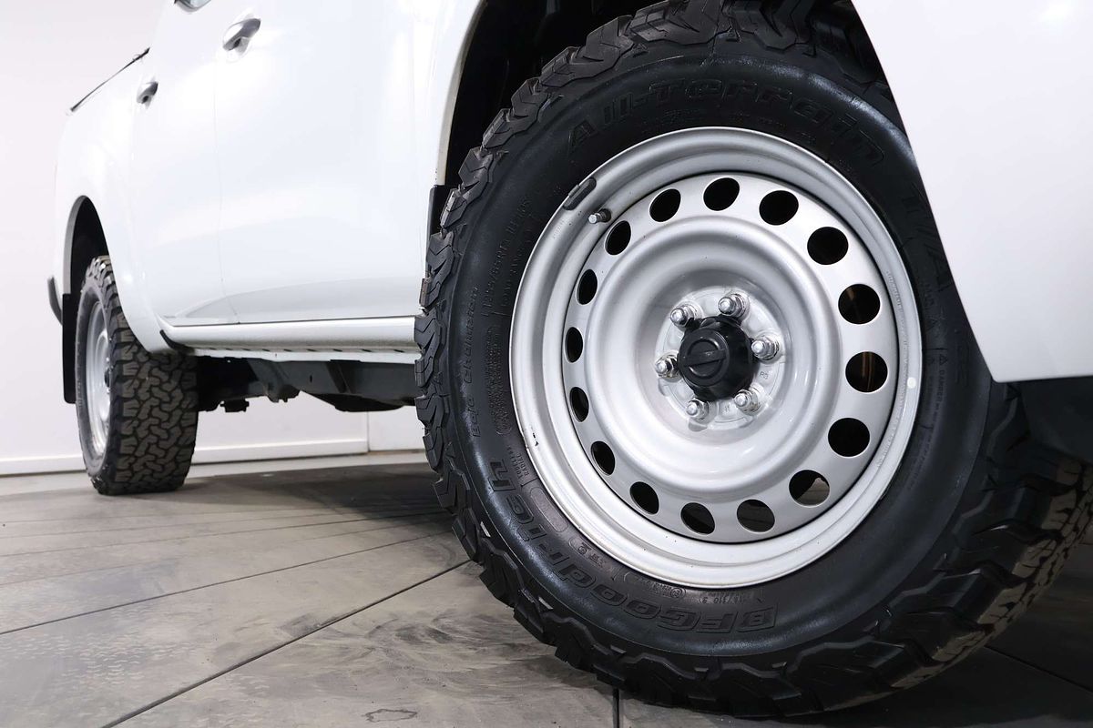 2022 Nissan Navara SL D23 Rear Wheel Drive