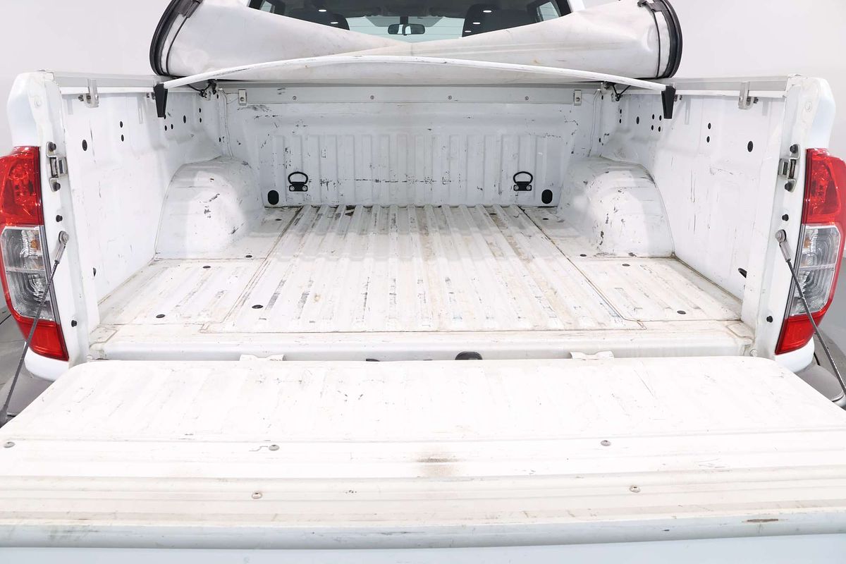 2022 Nissan Navara SL D23 Rear Wheel Drive