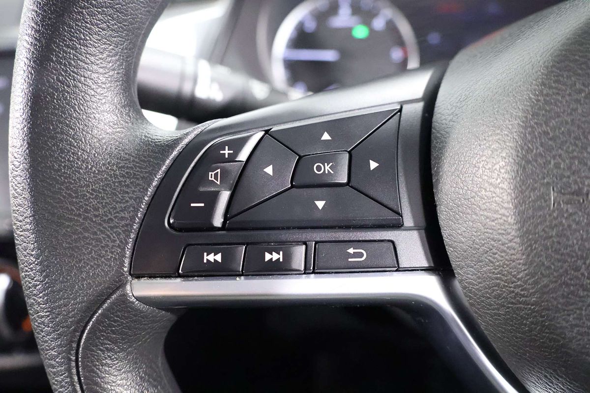 2022 Nissan Navara SL D23 Rear Wheel Drive