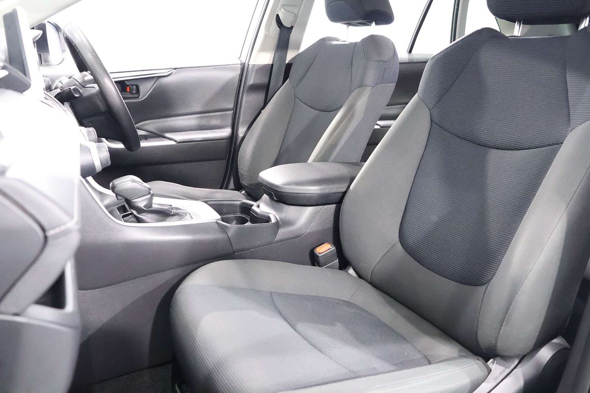 2020 Toyota RAV4 GX AXAH52R