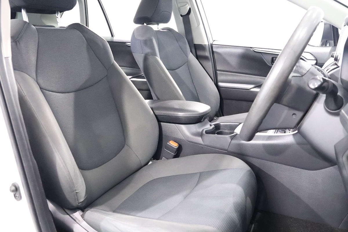 2020 Toyota RAV4 GX AXAH52R