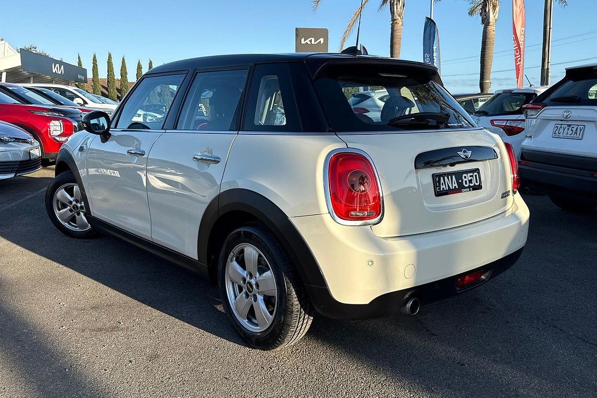 2017 MINI Hatch Cooper F55