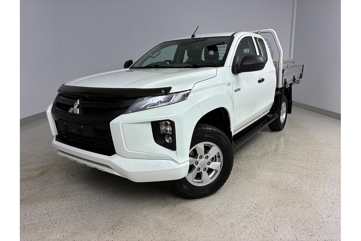 2023 Mitsubishi Triton GLX MR 4X4