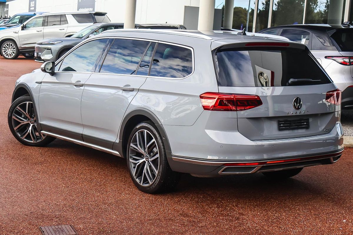 2022 Volkswagen Passat Alltrack 162TSI Premium B8