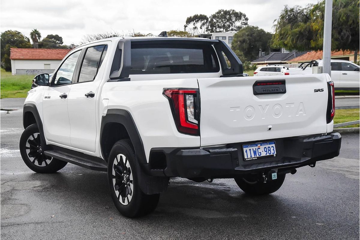 2025 Toyota Hilux SR5 GUN226R 4X4