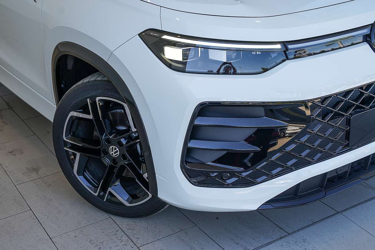 2025 Volkswagen Tayron 195TSI R-Line R4