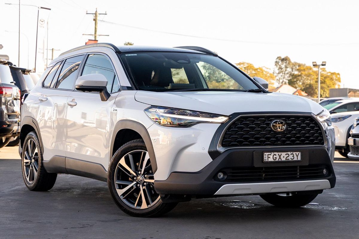 2024 Toyota Corolla Cross Atmos MXGH10R